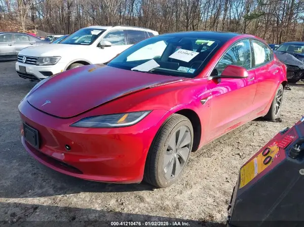 5YJ3E1EA3RF733017 2024 TESLA MODEL 3 - Image 2