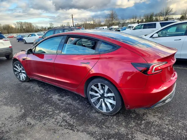 5YJ3E1EA3RF734927 2024 TESLA MODEL 3 - Image 2