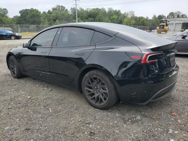 5YJ3E1EA3RF739951 2024 TESLA MODEL 3 - Image 2