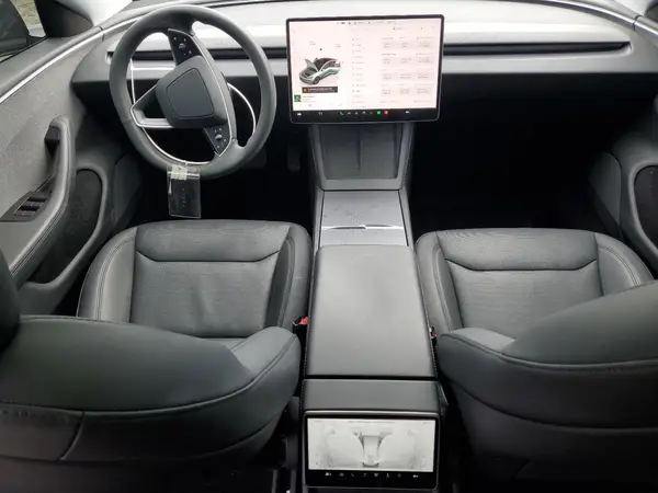 5YJ3E1EA3RF739951 2024 TESLA MODEL 3 - Image 8