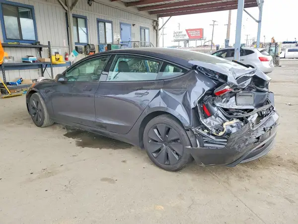 5YJ3E1EA3RF743451 2024 TESLA MODEL 3 - Image 2