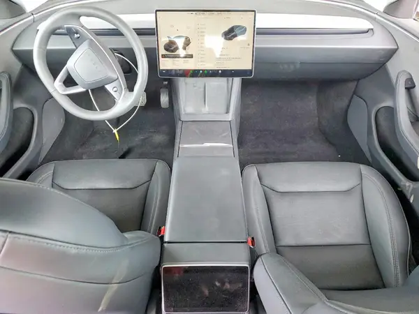 5YJ3E1EA3RF743451 2024 TESLA MODEL 3 - Image 8
