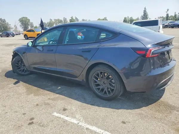 5YJ3E1EA3RF744440 2024 TESLA MODEL 3 - Image 2