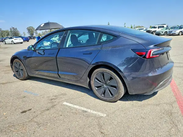 5YJ3E1EA3RF746933 2024 TESLA MODEL 3 - Image 2