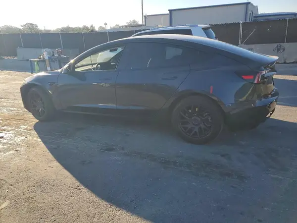 5YJ3E1EA3RF748519 2024 TESLA MODEL 3 - Image 2