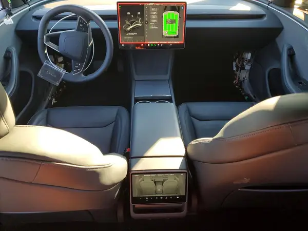 5YJ3E1EA3RF748519 2024 TESLA MODEL 3 - Image 8