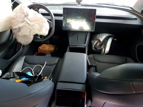 5YJ3E1EA3RF752750 2024 TESLA MODEL 3 - Image 8