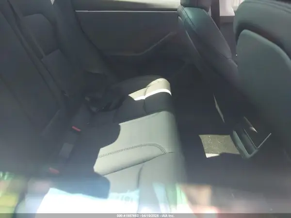 5YJ3E1EA3RF758189 2024 TESLA MODEL 3 - Image 8