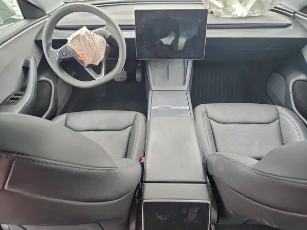 5YJ3E1EA3RF765157 2024 TESLA MODEL 3 - Image 8