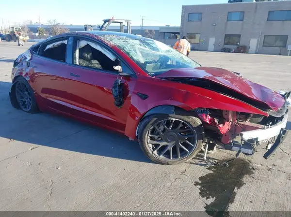 5YJ3E1EA3RF782346 2024 TESLA MODEL 3 - Image 1
