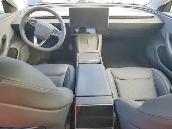 5YJ3E1EA3RF783142 2024 TESLA MODEL 3 - Image 8