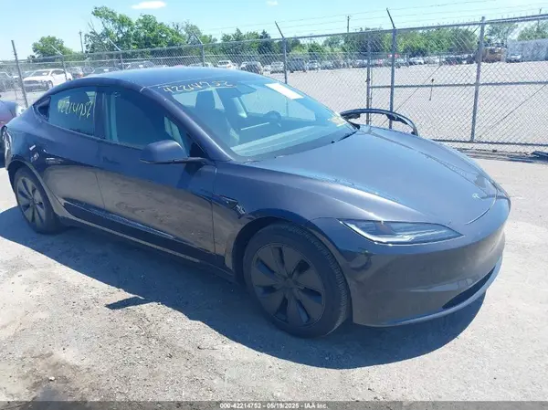 5YJ3E1EA3RF784002 2024 TESLA MODEL 3 - Image 1