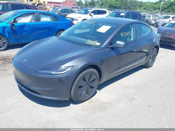 5YJ3E1EA3RF784002 2024 TESLA MODEL 3 - Image 2