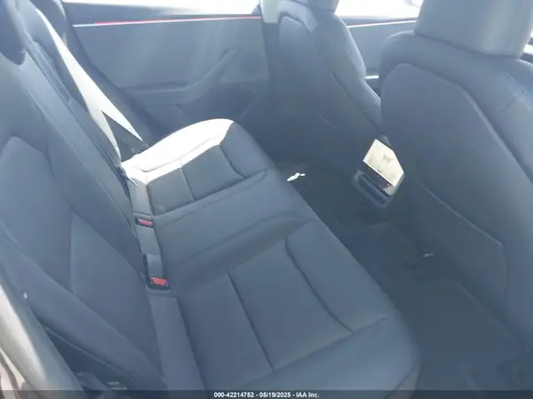5YJ3E1EA3RF784002 2024 TESLA MODEL 3 - Image 8