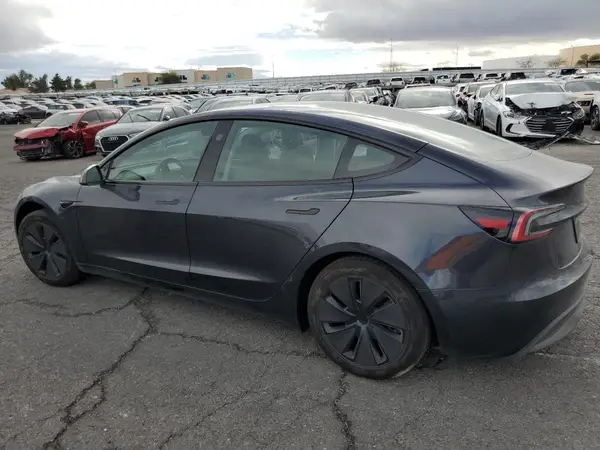 5YJ3E1EA3RF784453 2024 TESLA MODEL 3 - Image 2