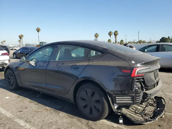 5YJ3E1EA3RF821825 2024 TESLA MODEL 3 - Image 2