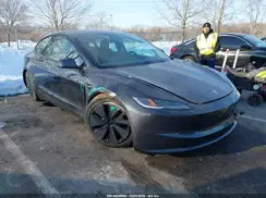 5YJ3E1EA3RF824756 2024 TESLA MODEL 3