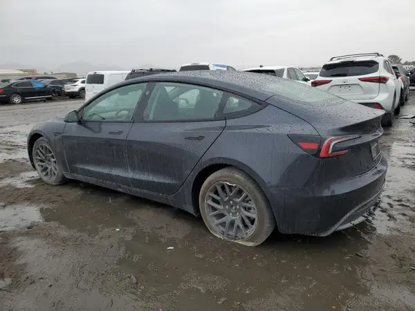 5YJ3E1EA3RF846062 2024 TESLA MODEL 3 - Image 2