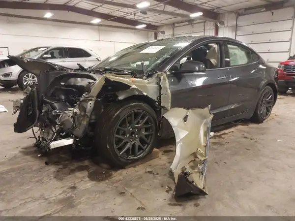 5YJ3E1EA3RF849883 2024 TESLA MODEL 3 - Image 2