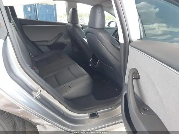 5YJ3E1EA3RF857823 2024 TESLA MODEL 3 - Image 8