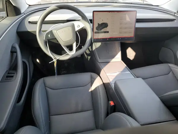 5YJ3E1EA3RF859782 2024 TESLA MODEL 3 - Image 8