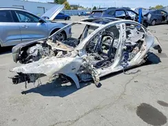 5YJ3E1EA3RF863251 2024 TESLA MODEL 3