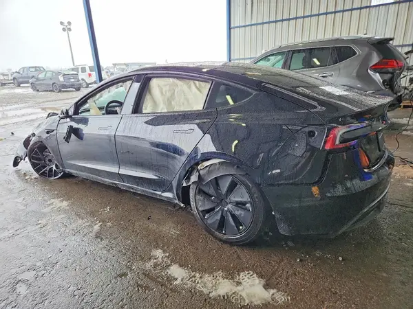 5YJ3E1EA3RF867882 2024 TESLA MODEL 3 - Image 2
