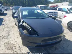 5YJ3E1EA3RF868692 2024 TESLA MODEL 3