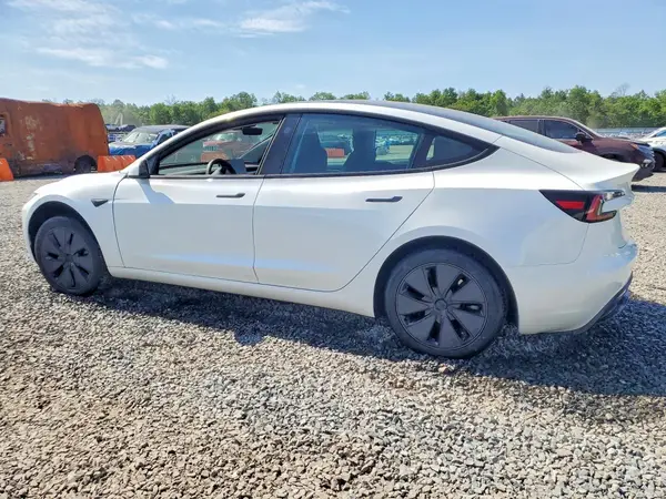 5YJ3E1EA3RF869177 2024 TESLA MODEL 3 - Image 2