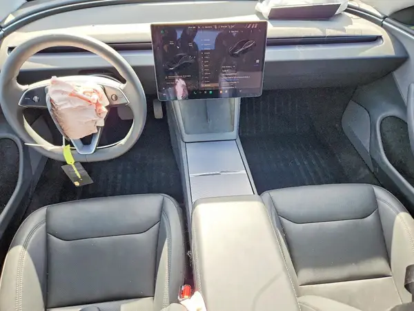 5YJ3E1EA3RF870961 2024 TESLA MODEL 3 - Image 8
