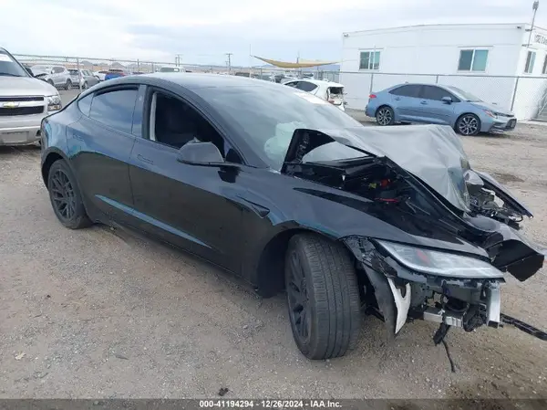 5YJ3E1EA3RF871060 2024 TESLA MODEL 3 - Image 1