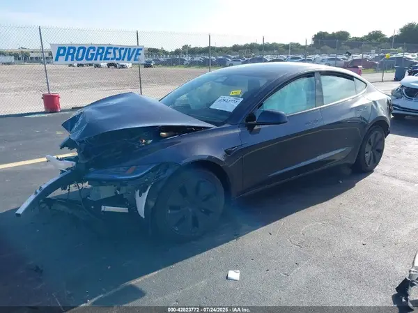5YJ3E1EA3RF871771 2024 TESLA MODEL 3 - Image 2