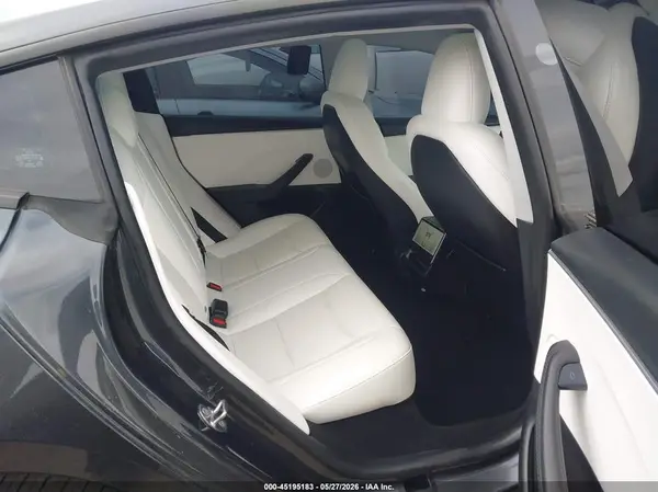 5YJ3E1EA3SF002917 2025 TESLA MODEL 3 - Image 8