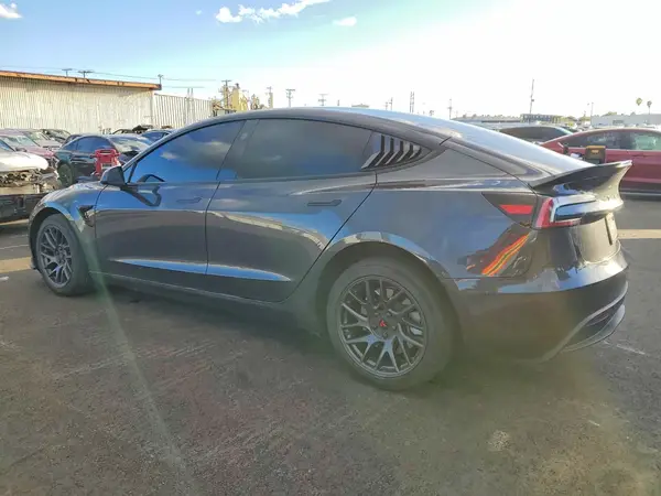 5YJ3E1EA3SF011343 2025 TESLA MODEL 3 - Image 2