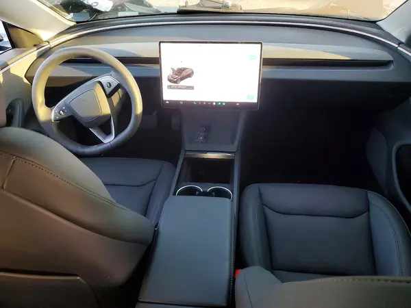 5YJ3E1EA3SF011391 2025 TESLA MODEL 3 - Image 8