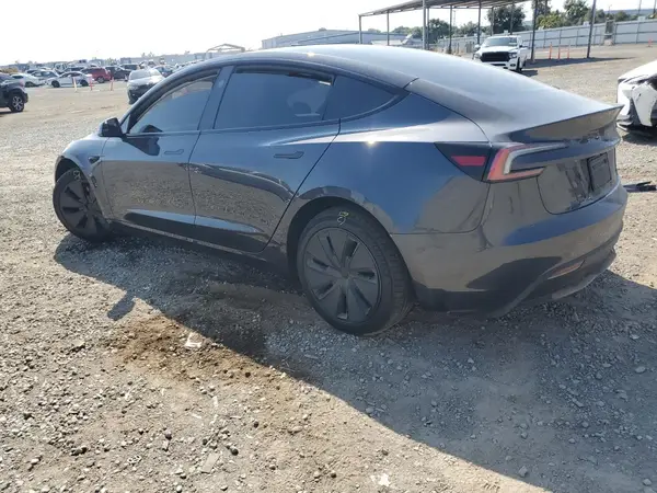 5YJ3E1EA3SF023279 2025 TESLA MODEL 3 - Image 2