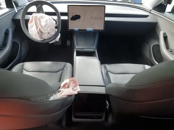 5YJ3E1EA3SF050465 2025 TESLA MODEL 3 - Image 8