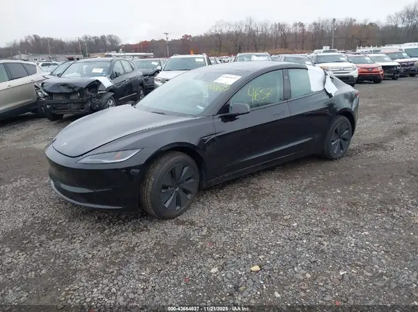 5YJ3E1EA3SF062602 2025 TESLA MODEL 3 - Image 2
