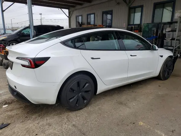 2025 TESLA MODEL 3 COPART lot 98898735 auction photo 3