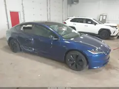 5YJ3E1EA3SF068593 2025 TESLA MODEL 3