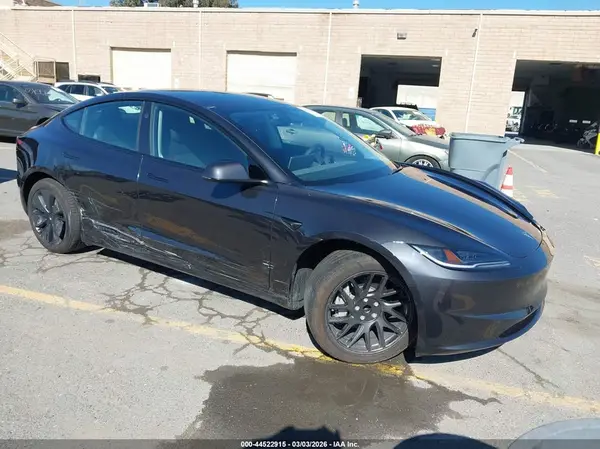 5YJ3E1EA3SF072160 2025 TESLA MODEL 3 - Image 1