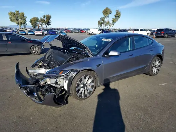 5YJ3E1EA3SF083417 2025 TESLA MODEL 3 - Image 1