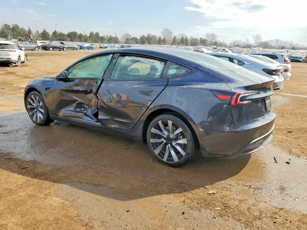 5YJ3E1EA3SF135158 2025 TESLA MODEL 3 - Image 2