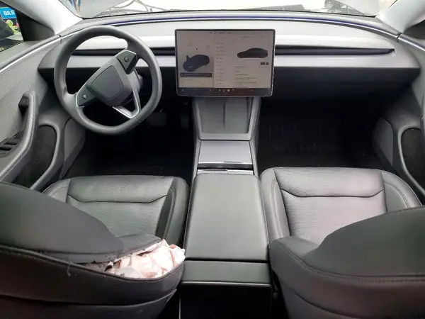 5YJ3E1EA3SF882582 2025 TESLA MODEL 3 - Image 8