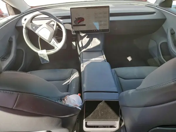 5YJ3E1EA3SF884588 2025 TESLA MODEL 3 - Image 8