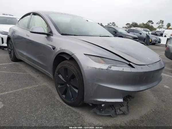 5YJ3E1EA3SF891203 2025 TESLA MODEL 3 - Image 1