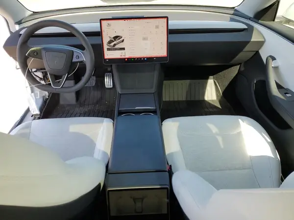5YJ3E1EA3SF893954 2025 TESLA MODEL 3 - Image 8