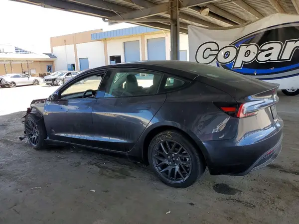5YJ3E1EA3SF894232 2025 TESLA MODEL 3 - Image 2