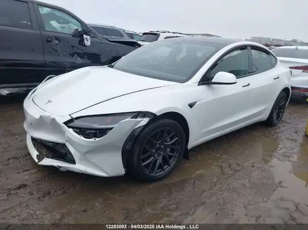 5YJ3E1EA3SF897535 2025 TESLA MODEL 3 - Image 2