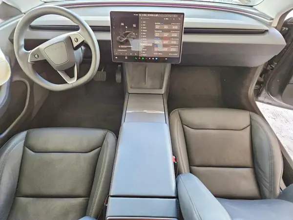 5YJ3E1EA3SF901924 2025 TESLA MODEL 3 - Image 8